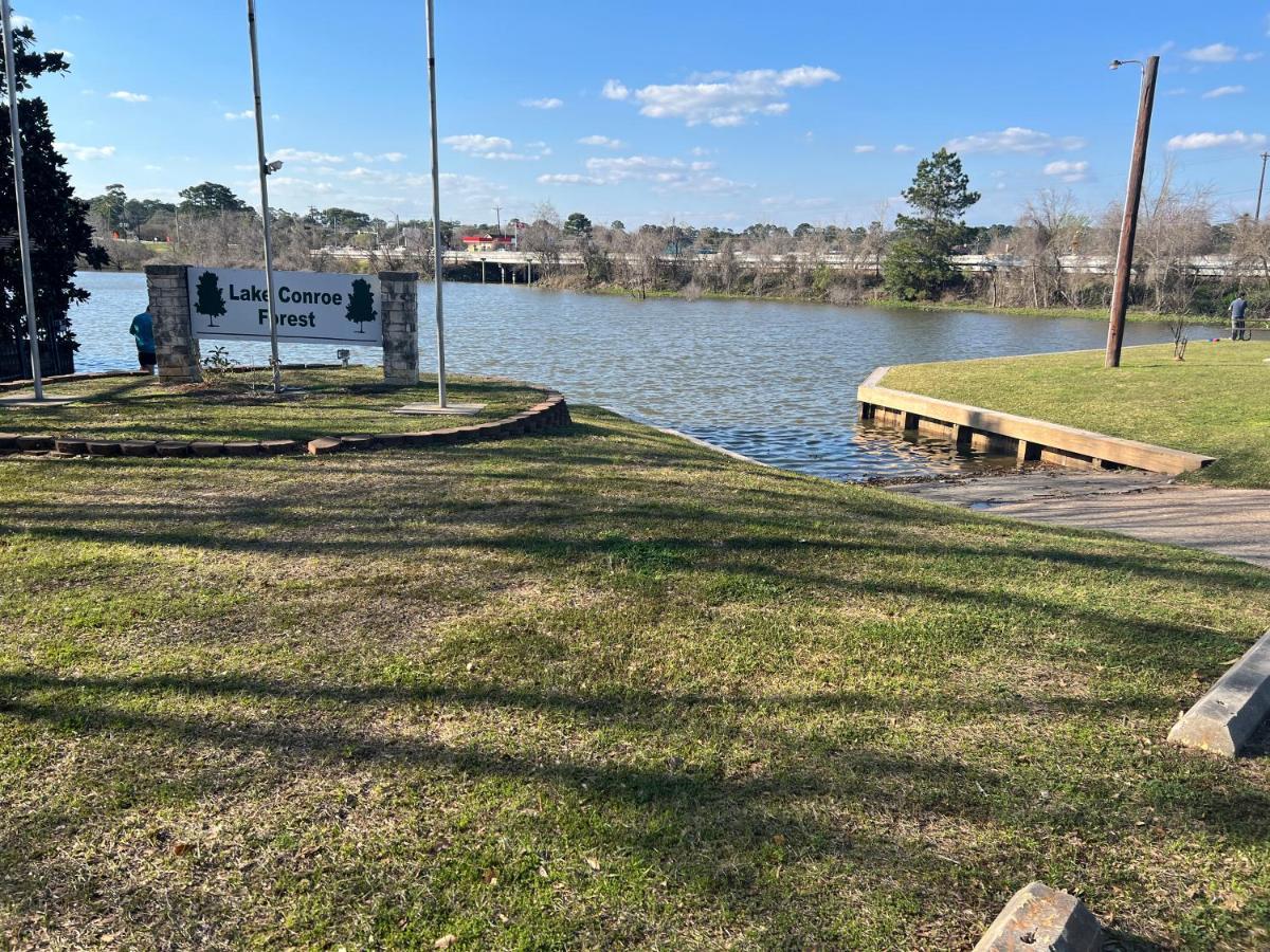 2 Bdrm Treehouse Hideout- Lake Conroe With Boat Ramp 몽고메리 외부 사진